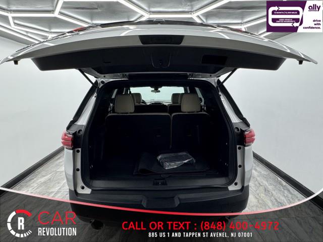 2022 Chevrolet Traverse LS AWD photo