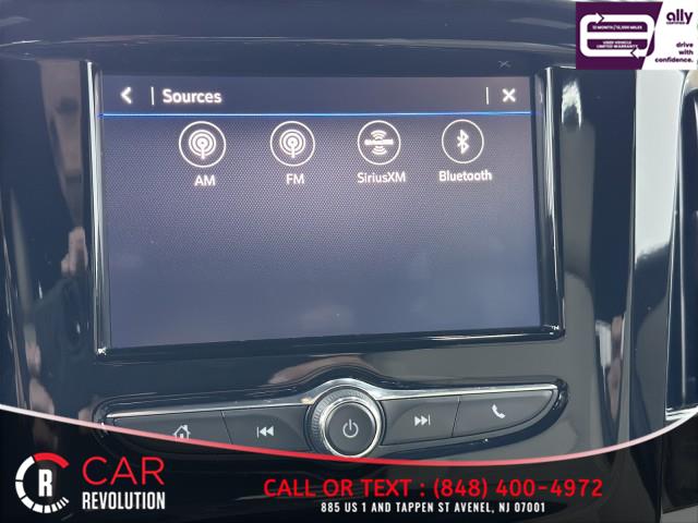 2022 Chevrolet Traverse LS AWD photo