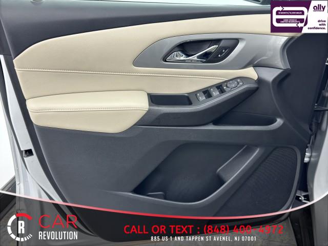 2022 Chevrolet Traverse LS AWD photo