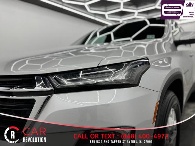 2022 Chevrolet Traverse LS AWD photo