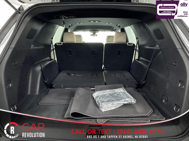2022 Chevrolet Traverse LS AWD photo