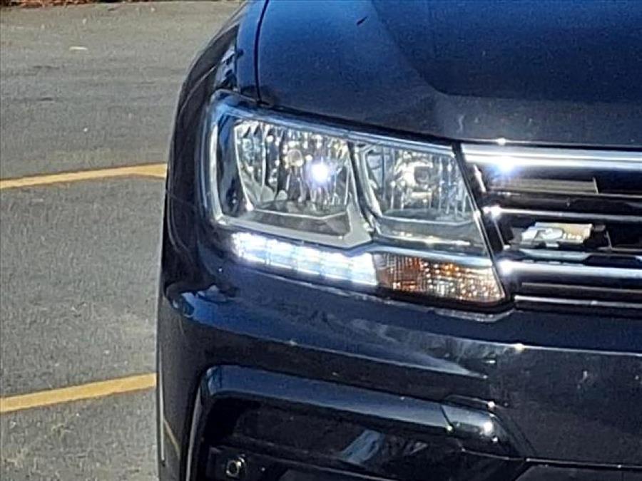 2020 Volkswagen Tiguan SE photo