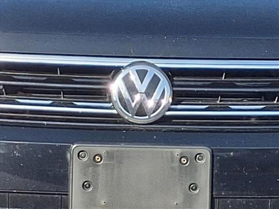 2020 Volkswagen Tiguan SE photo