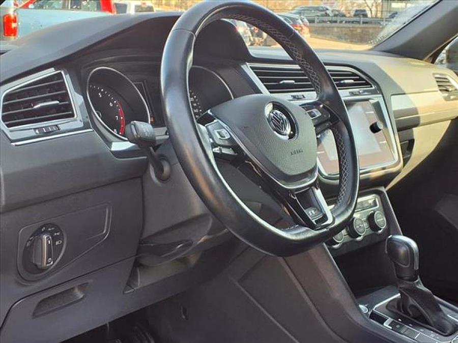 2020 Volkswagen Tiguan SE photo