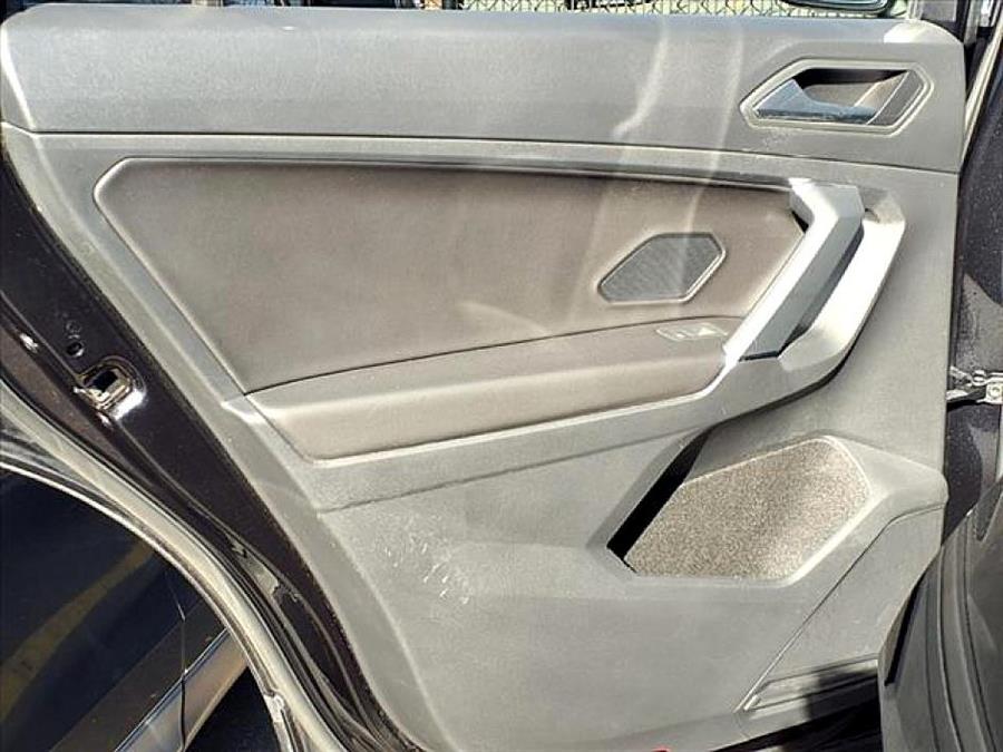 2020 Volkswagen Tiguan SE photo
