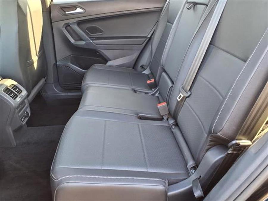 2020 Volkswagen Tiguan SE photo