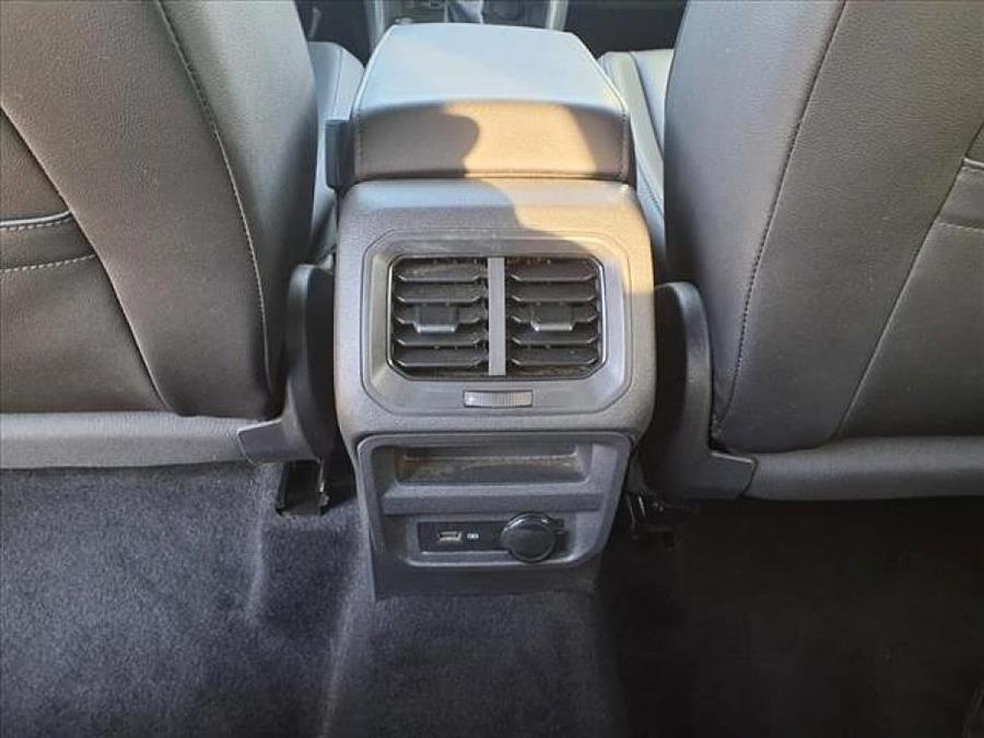 2020 Volkswagen Tiguan SE photo