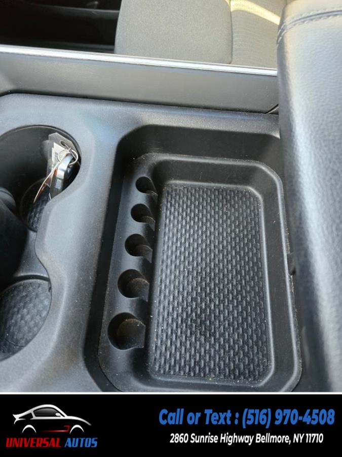 2022 RAM 1500 Big Horn 4x4 Crew Cab 5''7