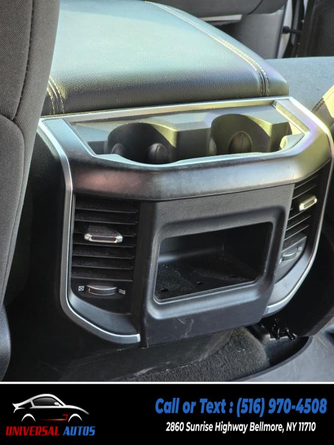 2022 RAM 1500 Big Horn 4x4 Crew Cab 5''7