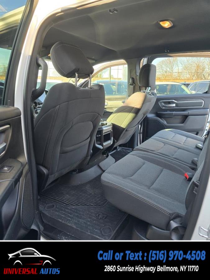 2022 RAM 1500 Big Horn 4x4 Crew Cab 5''7