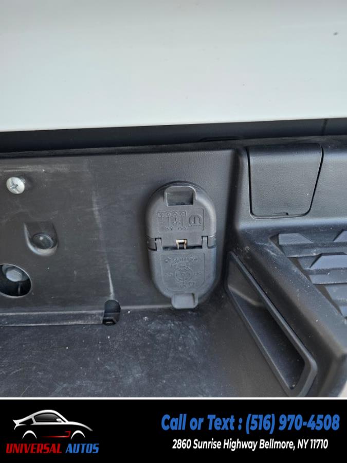 2022 RAM 1500 Big Horn 4x4 Crew Cab 5''7