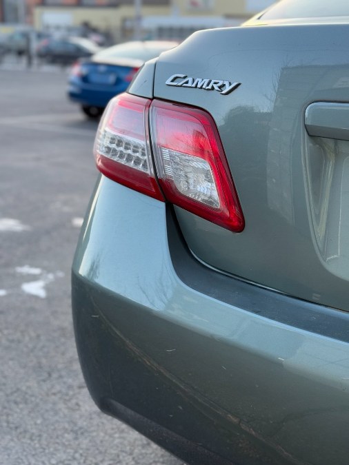 2011 Toyota Camry photo