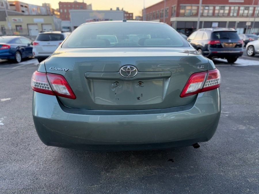 2011 Toyota Camry photo