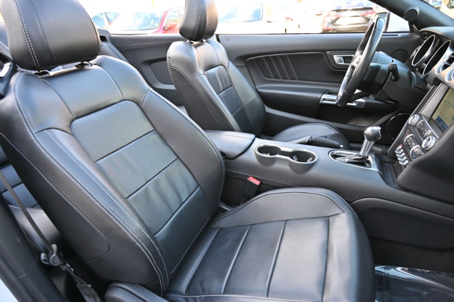 2022 Ford Mustang EcoBoost Premium Convertible photo