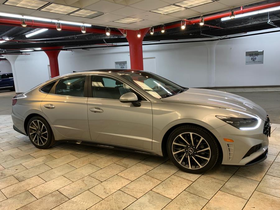 2022 Hyundai Sonata Limited 1.6T photo