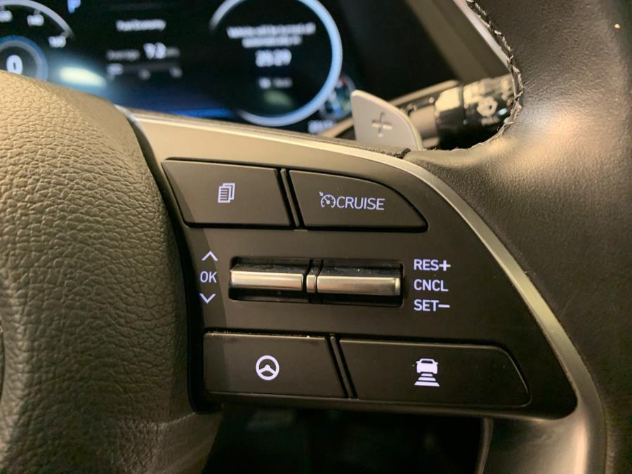 2022 Hyundai Sonata Limited 1.6T photo