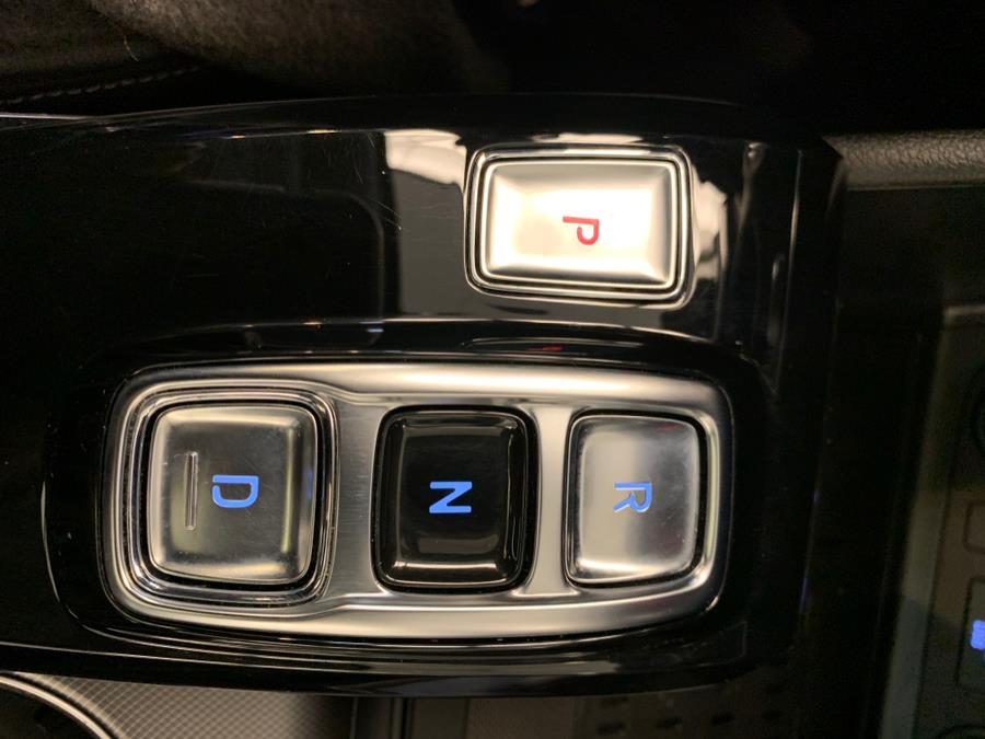 2022 Hyundai Sonata Limited 1.6T photo