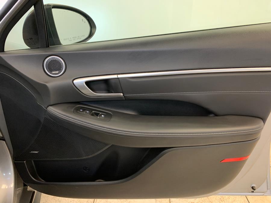 2022 Hyundai Sonata Limited 1.6T photo