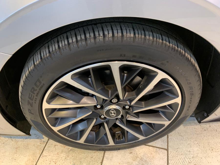 2022 Hyundai Sonata Limited 1.6T photo