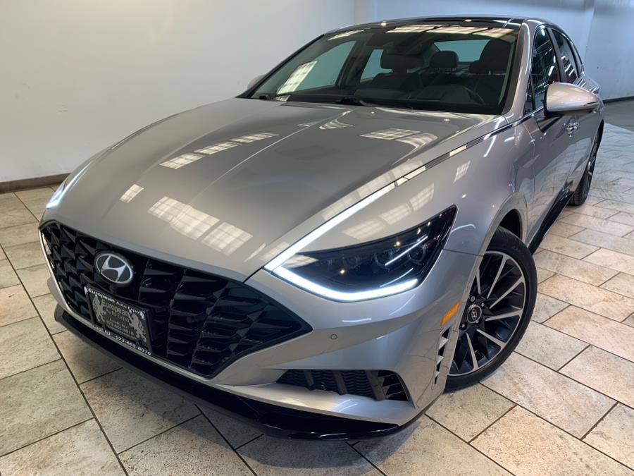 2022 Hyundai Sonata Limited 1.6T photo