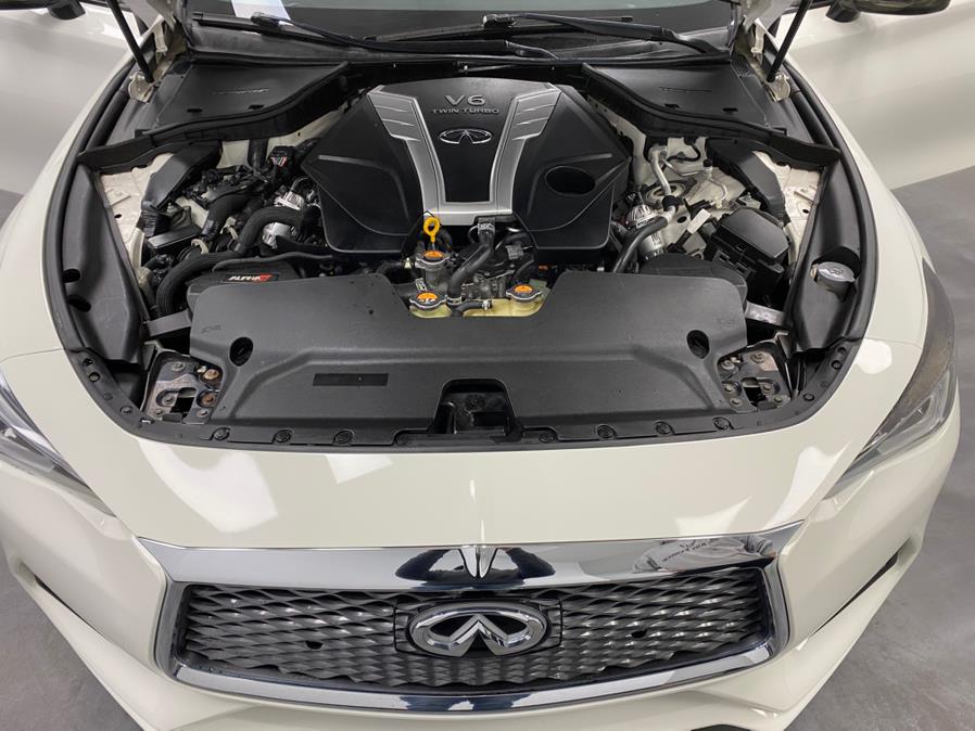 2017 Infiniti Q60 Red Sport 400 AWD photo