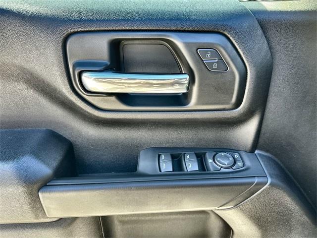 2024 Chevrolet Silverado 1500 Custom Trail Boss photo