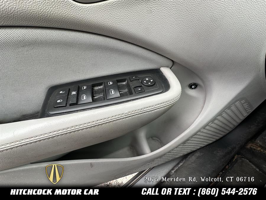 2013 Dodge Dart SXT photo