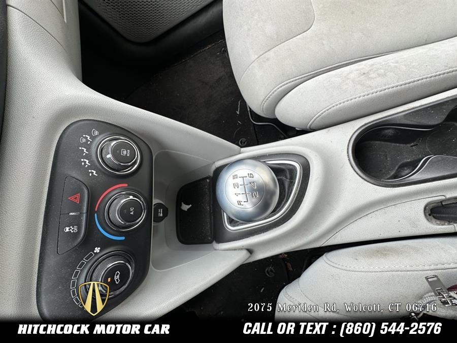 2013 Dodge Dart SXT photo