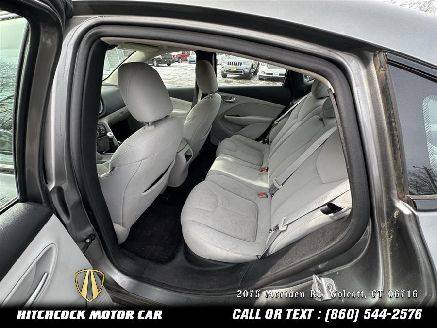 2013 Dodge Dart SXT photo