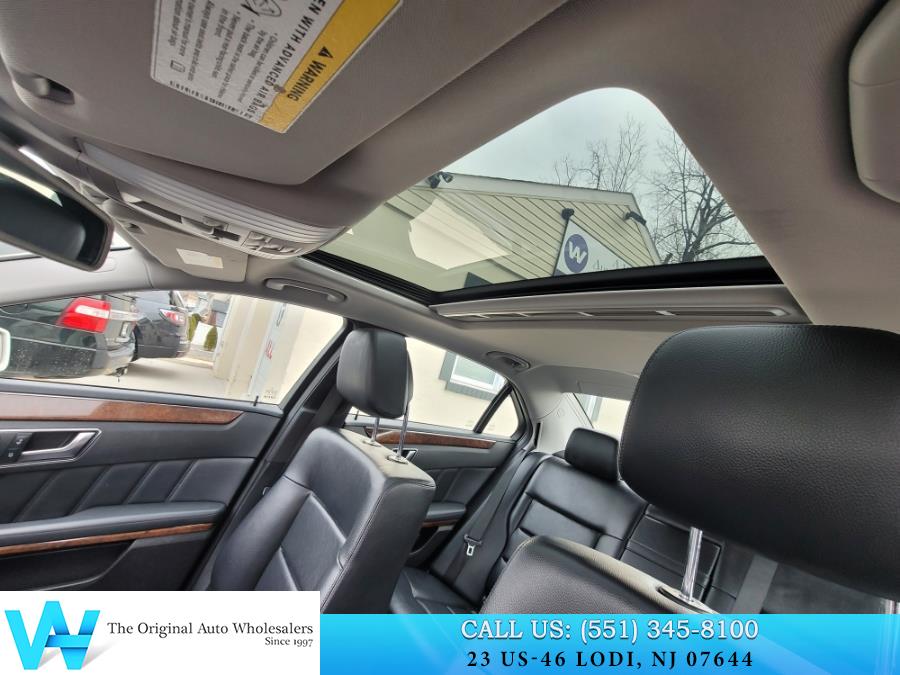 2012 Mercedes-Benz E-Class E350 4MATIC Luxury photo