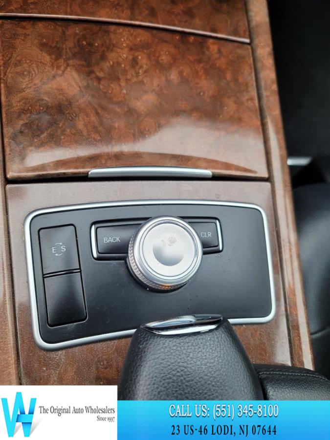 2012 Mercedes-Benz E-Class E350 4MATIC Luxury photo