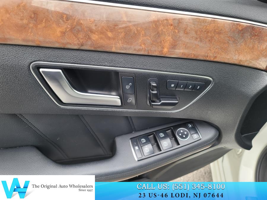 2012 Mercedes-Benz E-Class E350 4MATIC Luxury photo