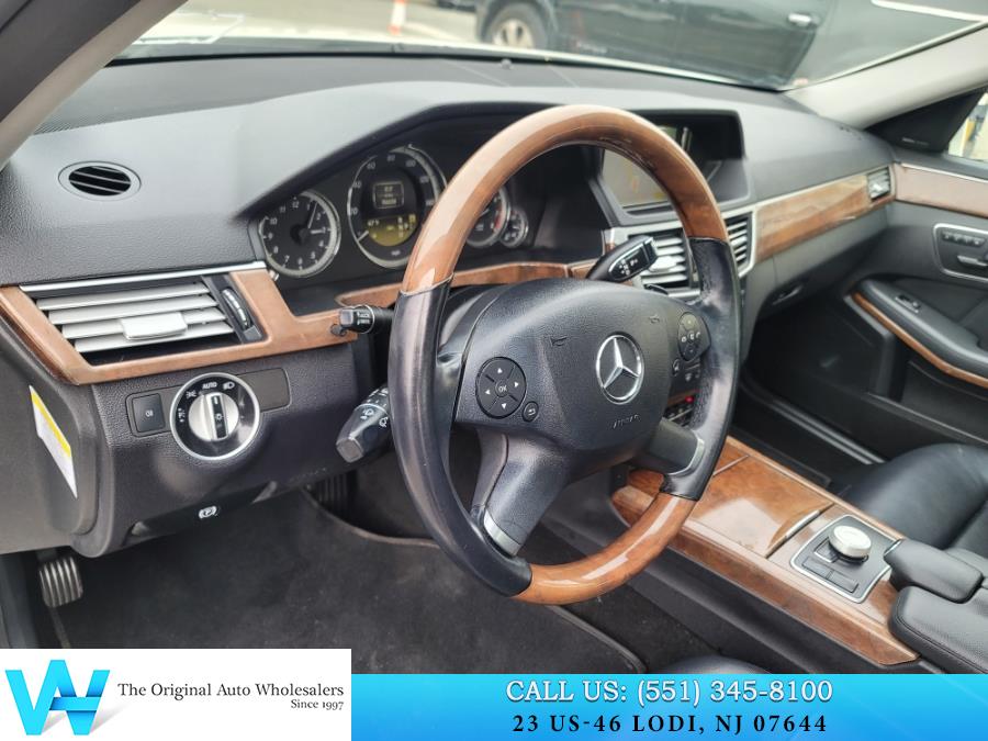 2012 Mercedes-Benz E-Class E350 4MATIC Luxury photo