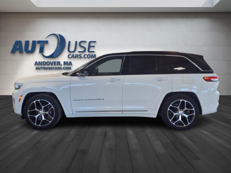2023 Jeep Grand Cherokee SUMMIT RESERVE photo