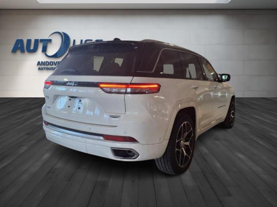 2023 Jeep Grand Cherokee SUMMIT RESERVE photo