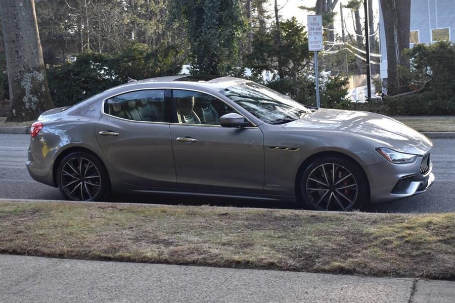 2019 Maserati Ghibli GranSport 4dr Sedan photo
