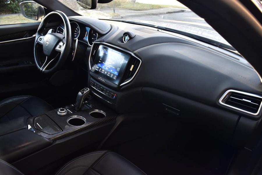 2019 Maserati Ghibli GranSport 4dr Sedan photo