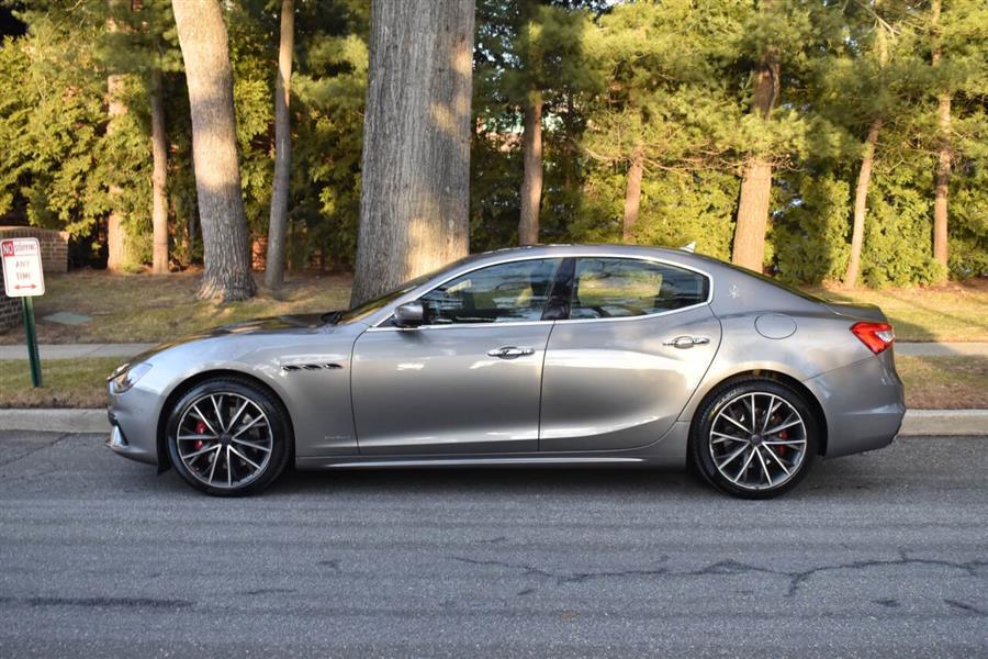2019 Maserati Ghibli GranSport 4dr Sedan photo