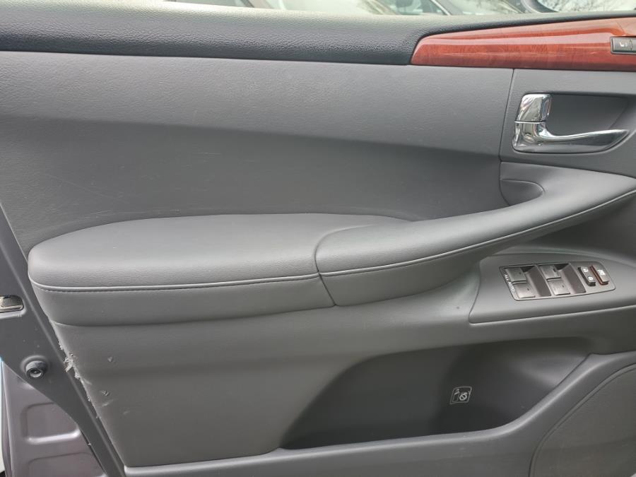 2008 Lexus LX 570 photo