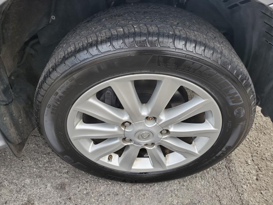 2008 Lexus LX 570 photo