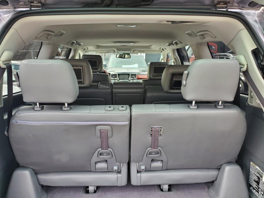 2008 Lexus LX 570 photo