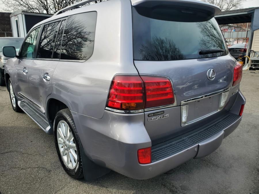 2008 Lexus LX 570 photo