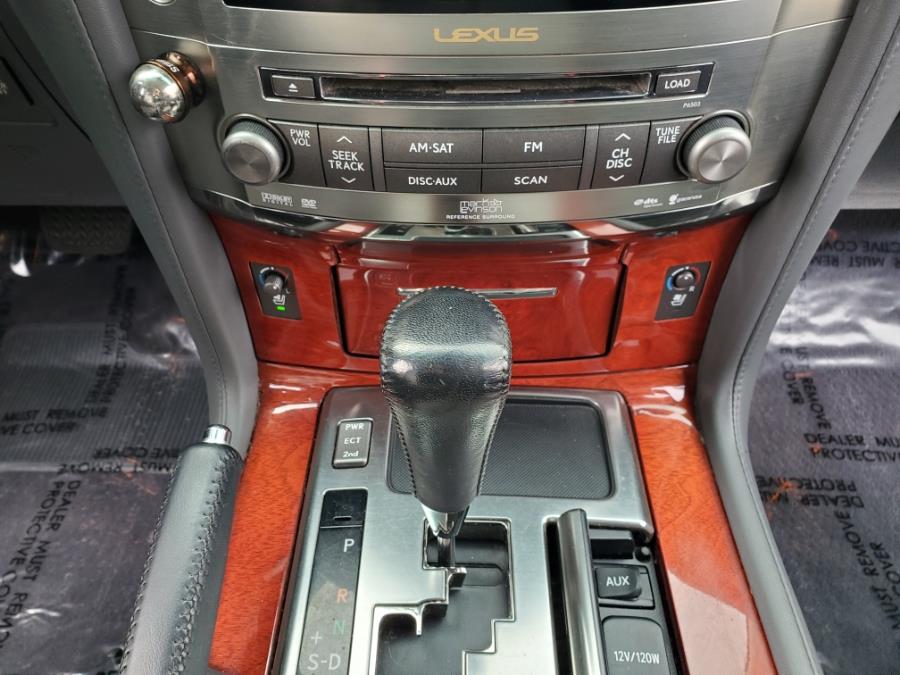 2008 Lexus LX 570 photo