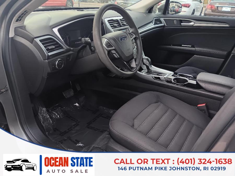 2013 Ford Fusion SE photo