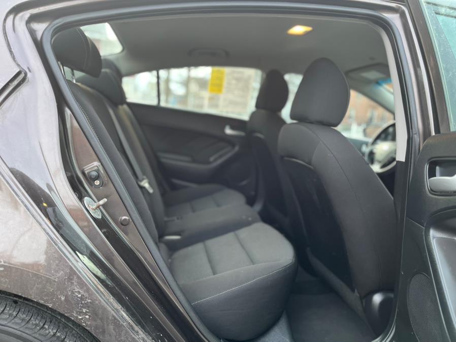 2017 Kia Forte LX Auto photo