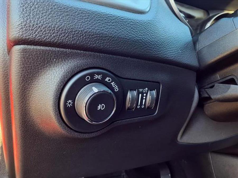 2018 Jeep Compass LATITUDE photo