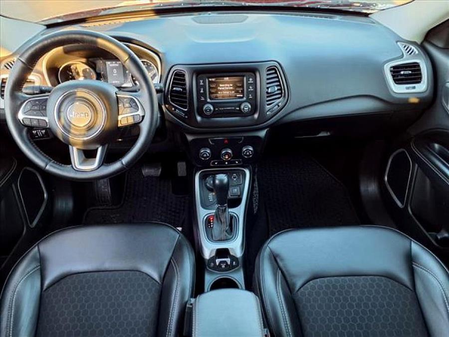 2018 Jeep Compass LATITUDE photo