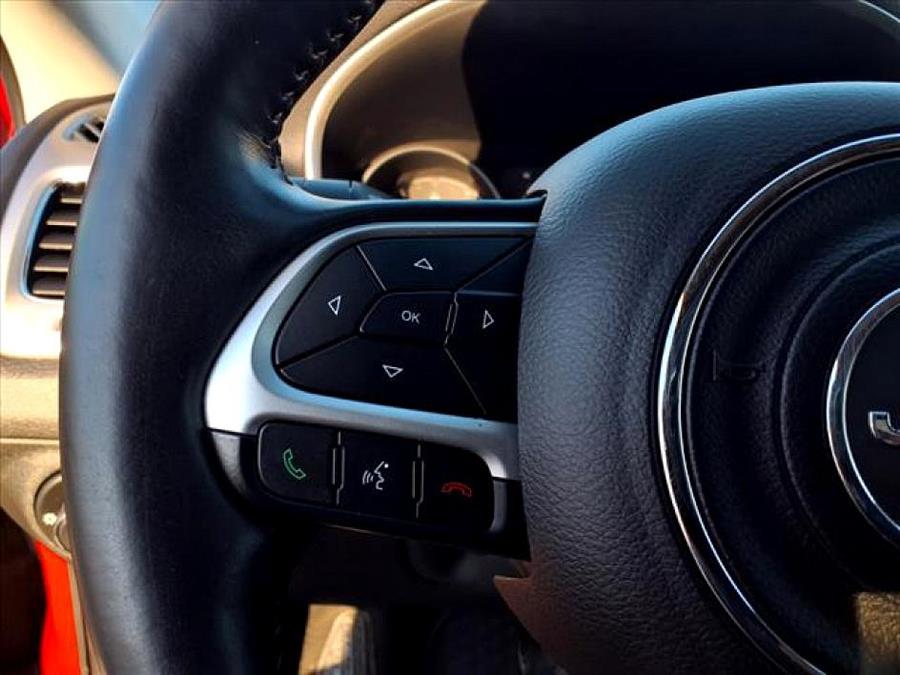 2018 Jeep Compass LATITUDE photo