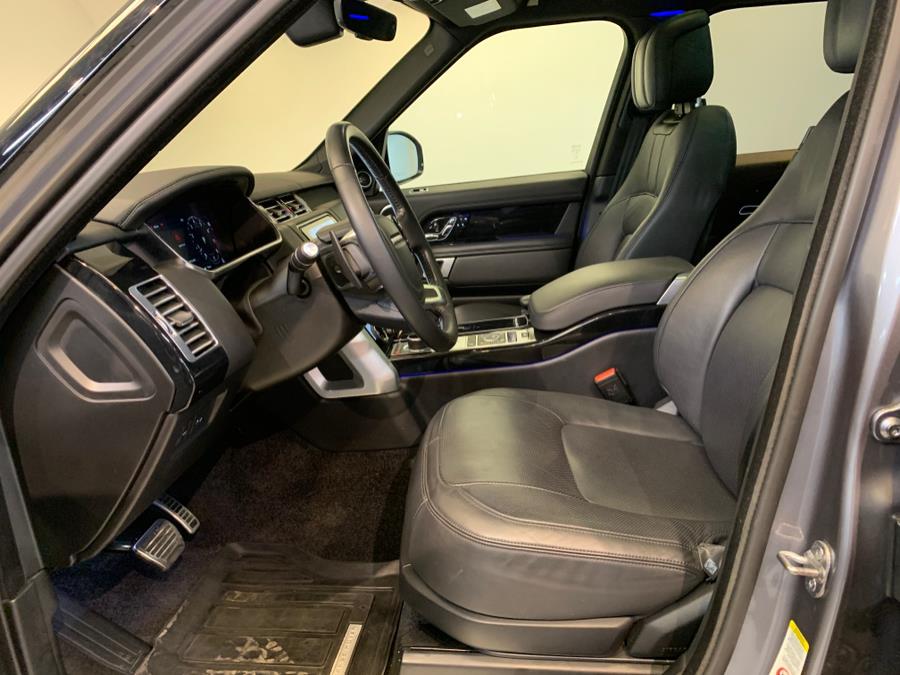2022 Land Rover Range Rover Westminster SWB photo