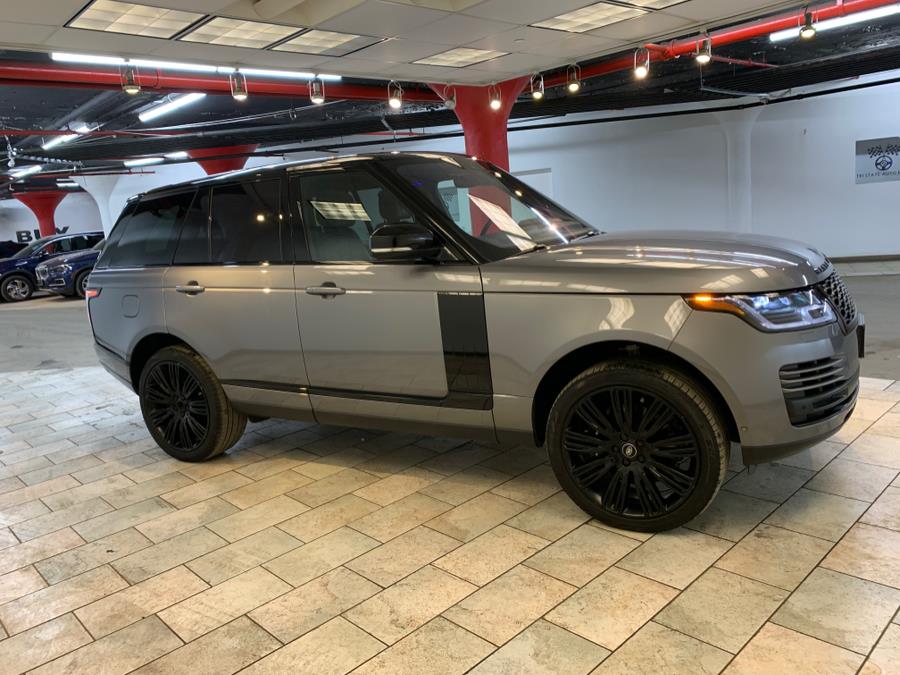 2022 Land Rover Range Rover Westminster SWB photo